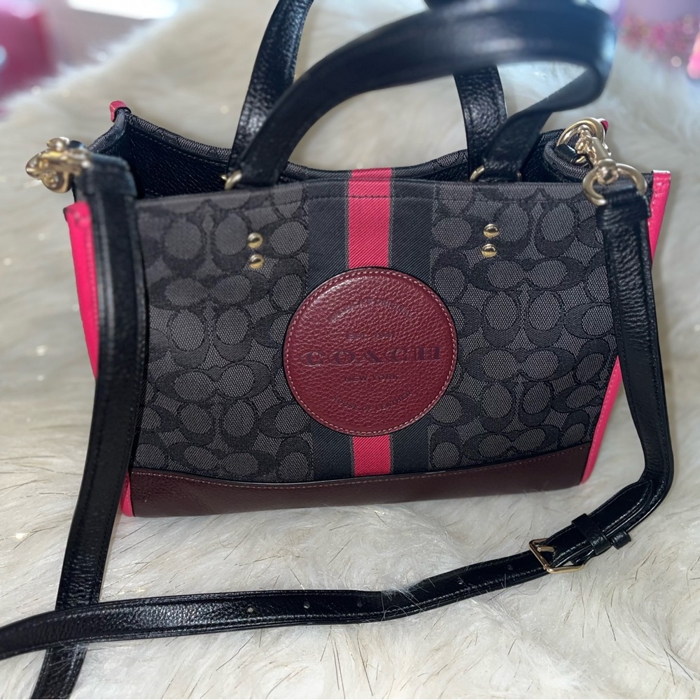 Dempsey Carryall In Signature Jacquard With Stripe And Coach Patch